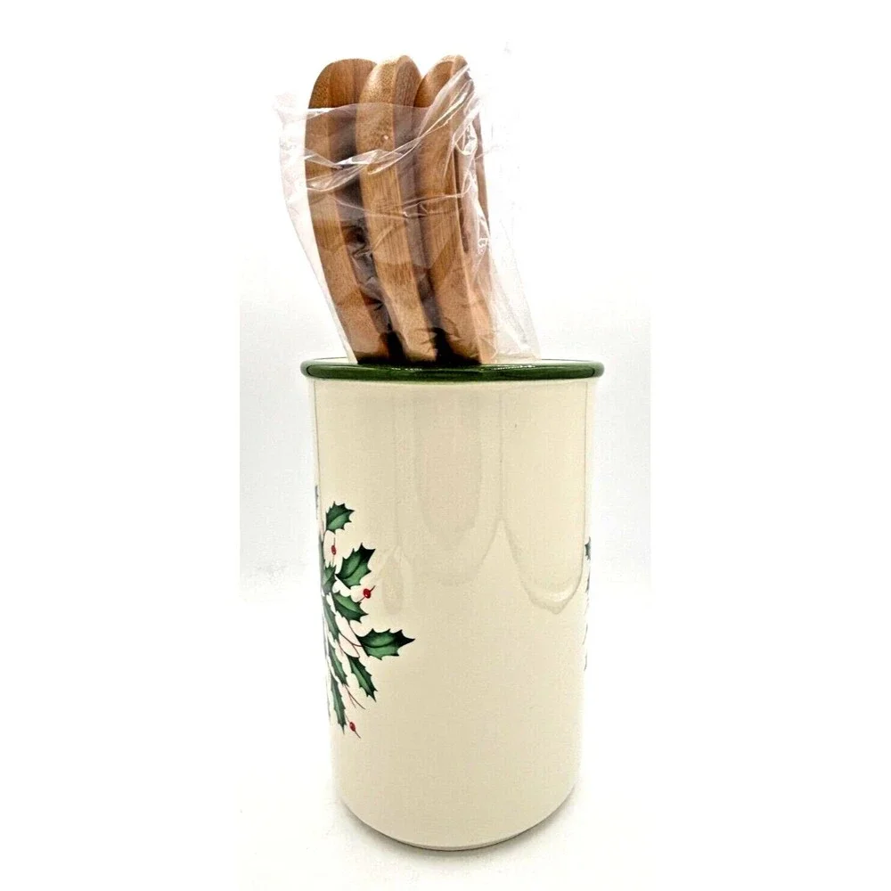 Lenox XMAS Holiday Utensil Crock w/3 Wooden Server Spoons Made for Macys NOS NIB